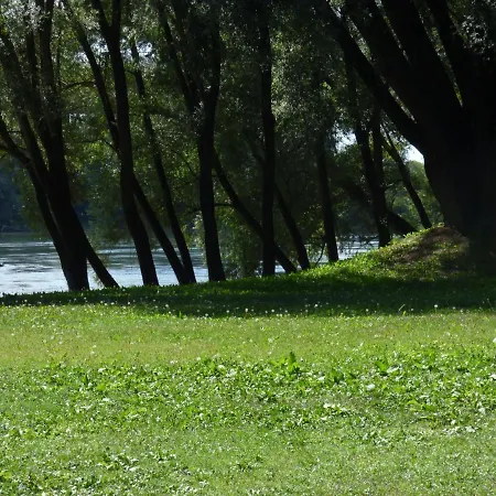 Bega Apartment Barcs