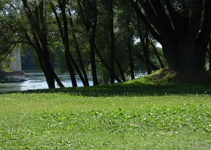 Bega Apartament Barcs